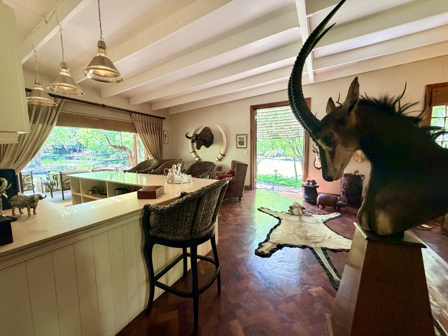 7 Bedroom Property for Sale in Mullersrust Free State